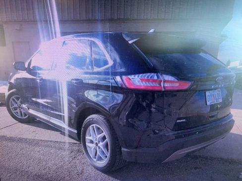 Used 2024 Ford Edge SEL image 4