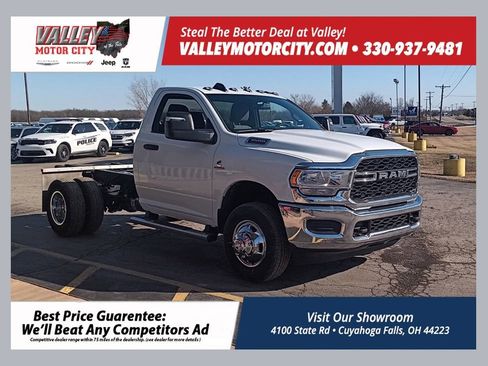 New 2024 RAM 5500 Tradesman image 1