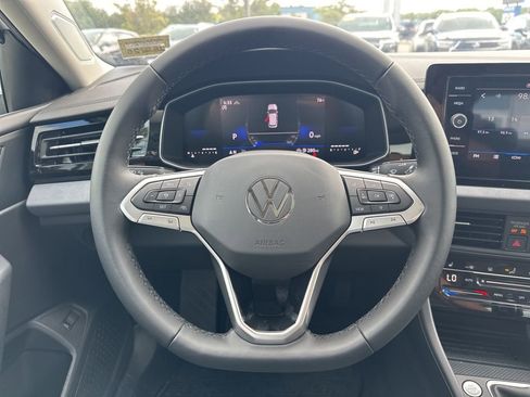 New 2025 Volkswagen Jetta SE image 15