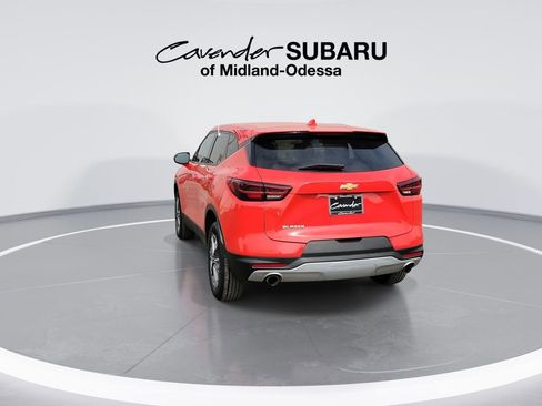 Used 2025 Chevrolet Blazer LT FWD image 6