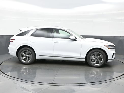 New 2026 Genesis GV70 2.5T Select image 7