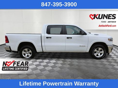 Used 2025 RAM 1500 Big Horn AWD/4WD image 8
