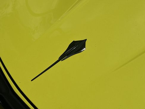 Certified 2023 Chevrolet Corvette Stingray Premium Conv w/ Z51 Performance Package RWD image 19