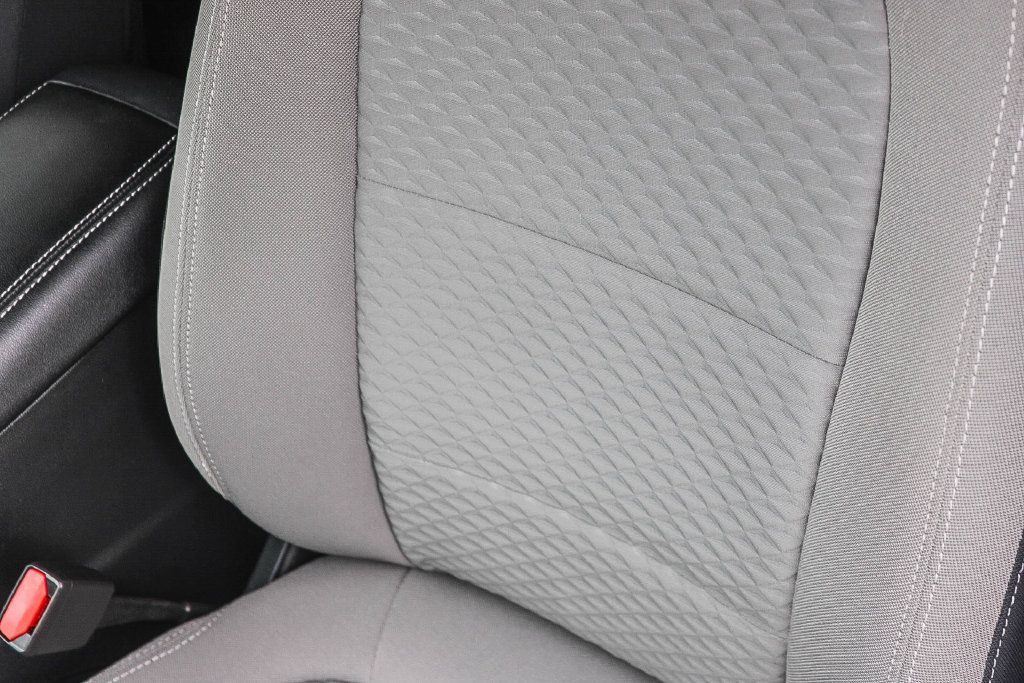 Used 2022 Ford Escape SE AWD/4WD image 24