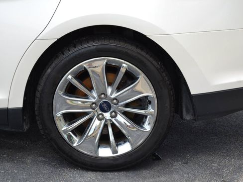 Used 2010 Ford Taurus Limited AWD/4WD image 60
