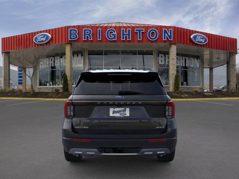 Used 2026 Ford Explorer Active w/ Active Comfort Package AWD/4WD image 9