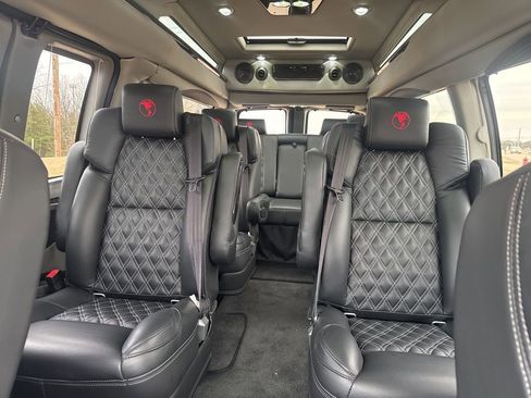 New 2025 GMC Savana 2500 Extended w/ Driver Convenience Package RWD image 28