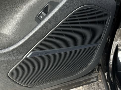 Used 2023 Audi Q7 3.0T Prestige w/ Prestige Package image 25