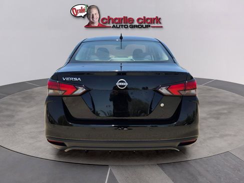 Used 2023 Nissan Versa S w/ Trunk Package FWD image 6