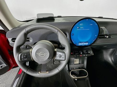 Certified 2025 MINI Cooper 2-Door Hardtop FWD image 10