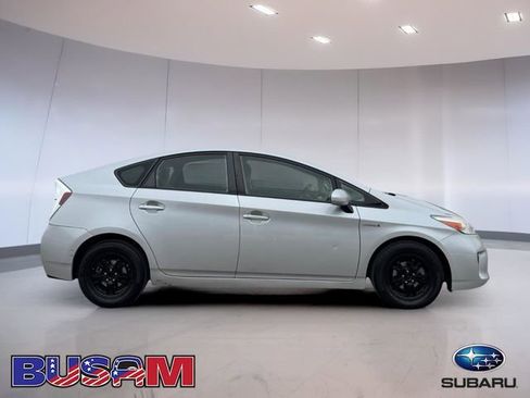 Used 2014 Toyota Prius Two image 3