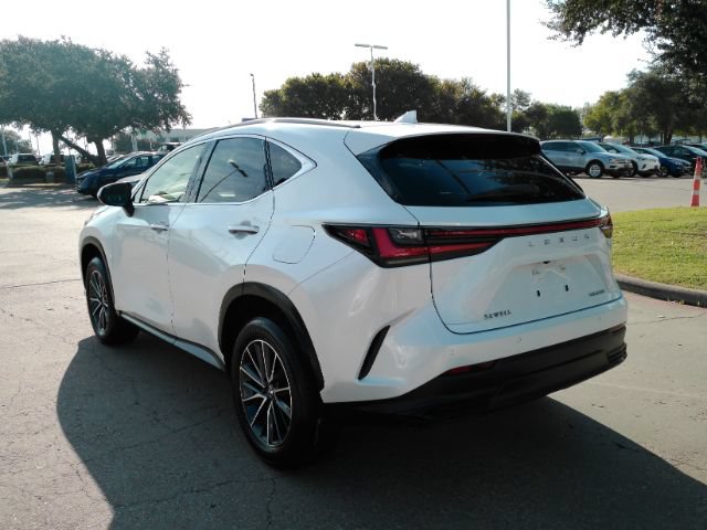 Used 2024 Lexus NX 250 FWD image 12