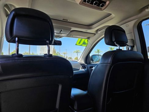 Used 2020 Dodge Journey Crossroad FWD image 21