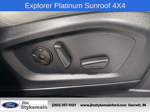 Used 2026 Ford Explorer Platinum w/ LUX Leather Package AWD/4WD image 40