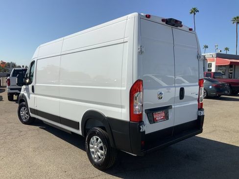 New 2025 RAM ProMaster 3500 w/ Convenience Group FWD image 6