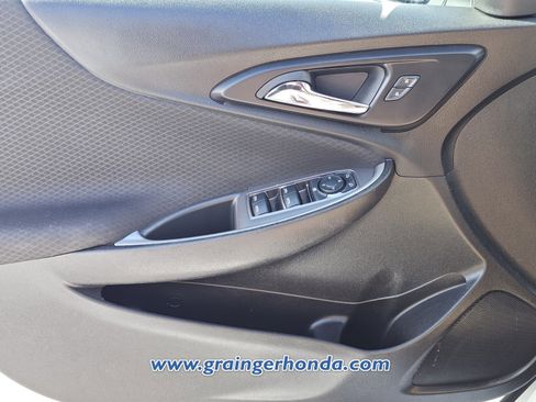 Used 2025 Chevrolet Malibu LT FWD image 23