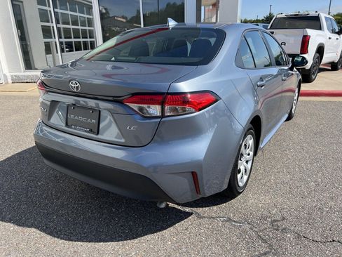 Used 2025 Toyota Corolla LE FWD image 14
