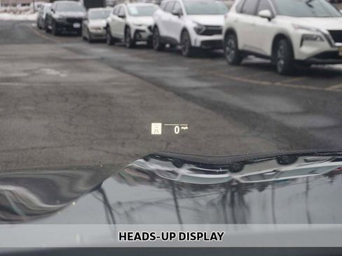 Used 2022 BMW X5 xDrive40i w/ Premium Package AWD/4WD image 6