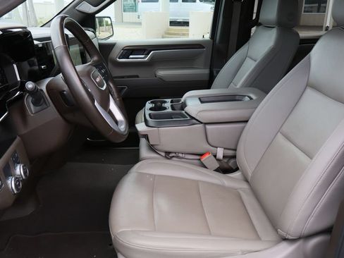 Used 2025 GMC Sierra 1500 SLT RWD image 21