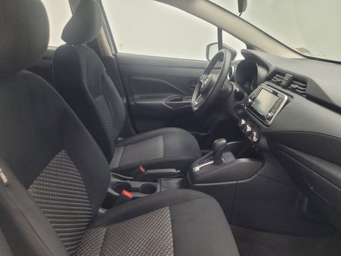 Used 2022 Nissan Versa S FWD image 21