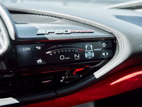 Used 2023 Ferrari SF90 Stradale Base image 79