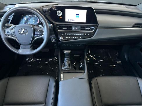 Certified 2024 Lexus ES 350 w/ Premium Package FWD image 17