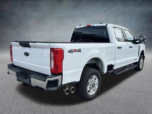 Used 2025 Ford F250 XLT AWD/4WD image 5