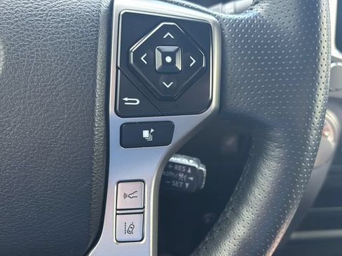 Used 2023 Toyota 4Runner SR5 Premium w/ Moonroof Package AWD/4WD image 24
