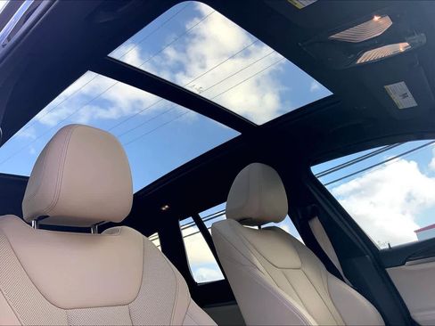 Used 2022 BMW X3 xDrive30i w/ Premium Package image 31