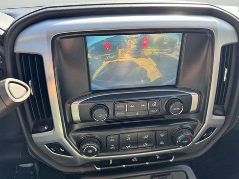 Used 2018 GMC Sierra 1500 SLE w/ Suspension Package, Off-Road AWD/4WD image 13