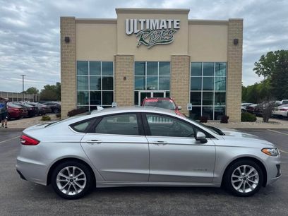 Used 2019 Ford Fusion SE