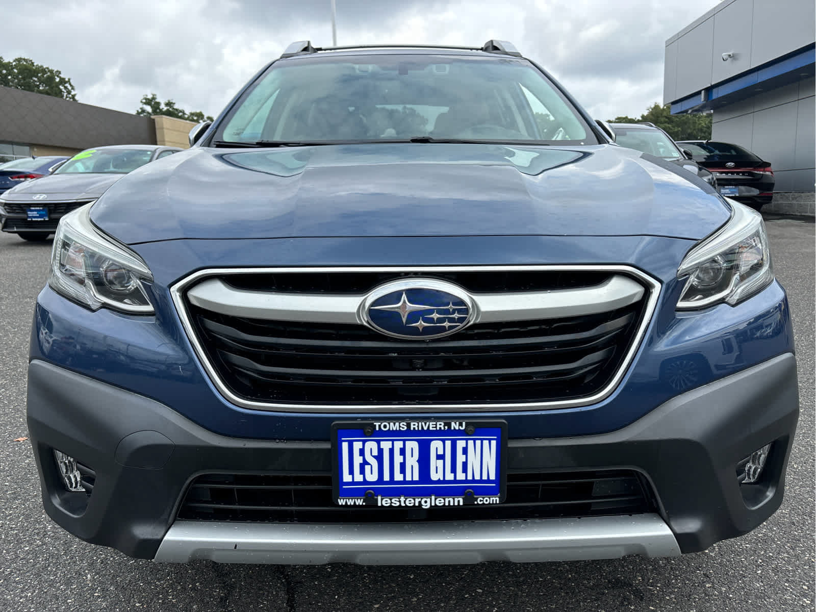 Used 2021 Subaru Outback Touring XT AWD/4WD image 3