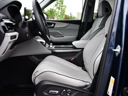 Certified 2026 Acura MDX SH-AWD w/ Advance Package image 13