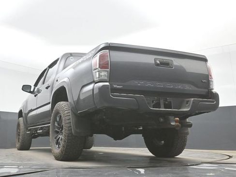 Used 2022 Toyota Tacoma TRD Sport w/ Technology Package AWD/4WD image 31