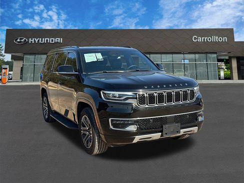 Used 2023 Jeep Wagoneer Series II AWD/4WD image 3