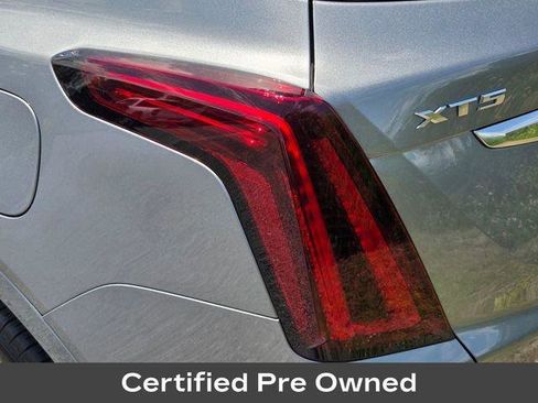 Certified 2025 Cadillac XT5 Premium Luxury FWD image 11