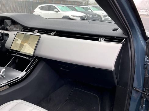 Used 2026 Land Rover Range Rover Evoque S image 18