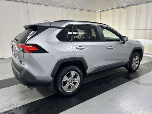Used 2023 Toyota RAV4 XLE AWD/4WD image 2