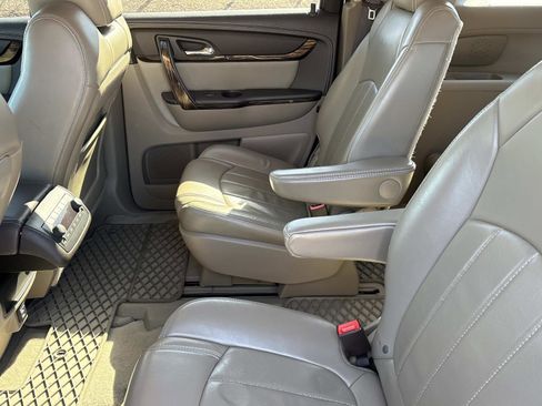 Used 2014 GMC Acadia Denali image 30