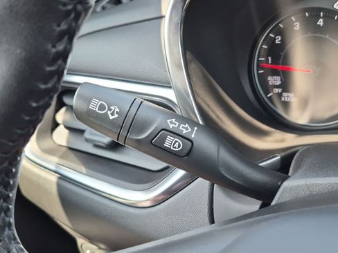 Used 2022 Chevrolet Equinox LT AWD/4WD image 26