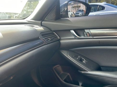 Used 2022 Honda Accord Sport image 16