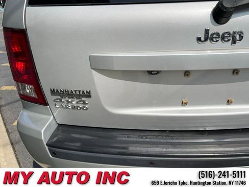 Used 2010 Jeep Grand Cherokee Laredo image 36