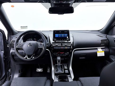 New 2026 Mitsubishi Eclipse Cross AWD image 18