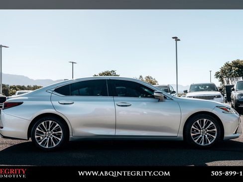 Used 2019 Lexus ES 350 w/ Premium Package FWD image 8
