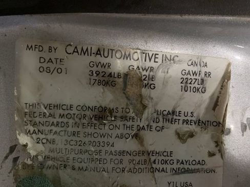 Used 2002 Chevrolet Tracker 4WD w/ Preferred Equipment Group image 29