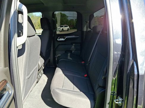 Used 2024 GMC Sierra 1500 Elevation image 10