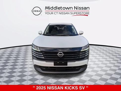 Certified 2025 Nissan Kicks SV AWD/4WD image 9
