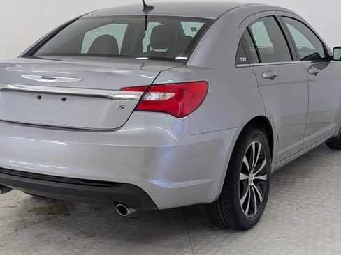 Used 2013 Chrysler 200 Limited w/ Sun/Sound Group image 9