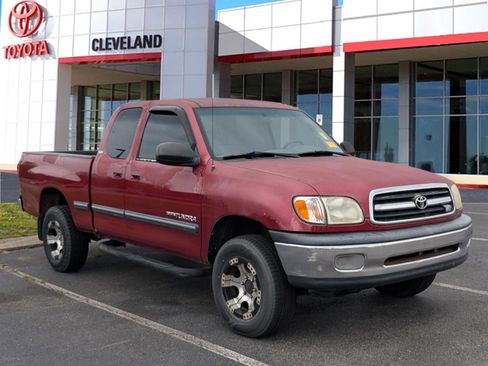 Used 2001 Toyota Tundra SR5 AWD/4WD image 2