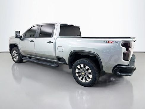 Used 2025 Chevrolet Silverado 2500 Custom w/ Custom Value Package AWD/4WD image 5